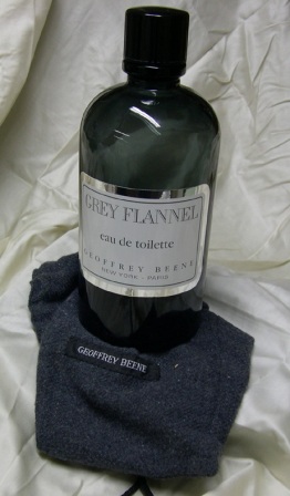 Grey - Flannel de Geoffrey Beene